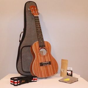 Professional Wooden Ranch Ukulele 23 inch